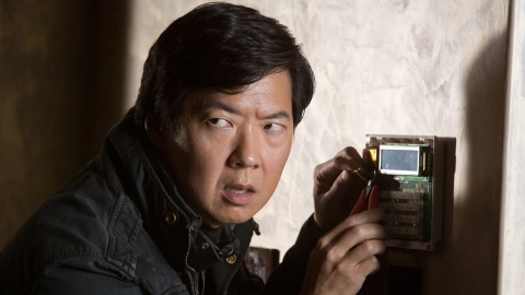 한국계 할리우드 배우 켄 정, 공연 중 응급환자 구조로 화제