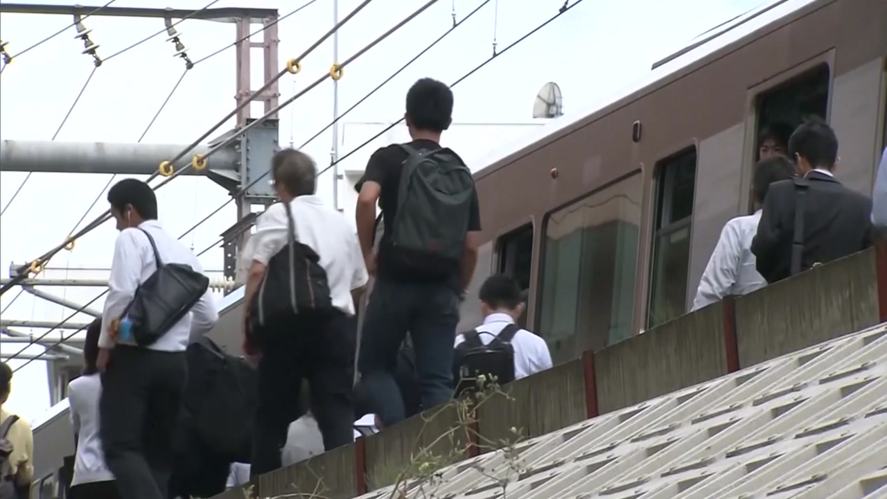 日 오사카 지진...초등학생 등 3명 사망·부상 230여 명