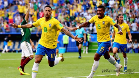 네이마르 '악어 액션' 논란...청소하는 일본