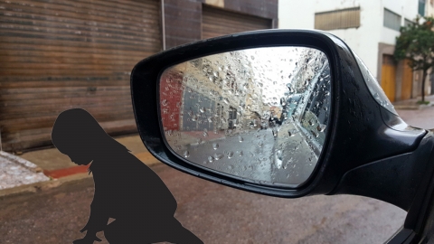 주차하던 할아버지 차에 2살배기 손녀 치여 숨져