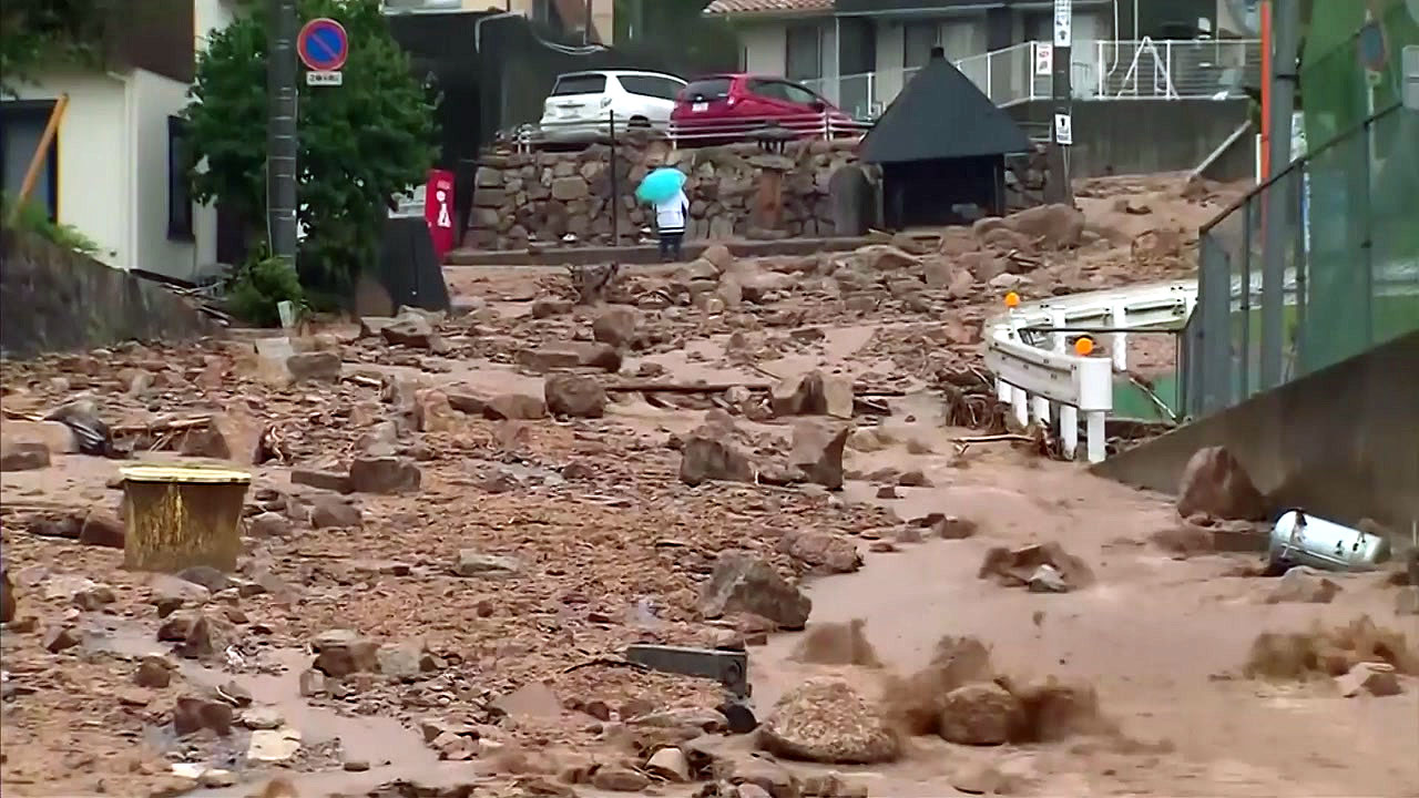 [취재N팩트] 日 폭우 사망·실종 200명 육박...방재 선진국 맞나?