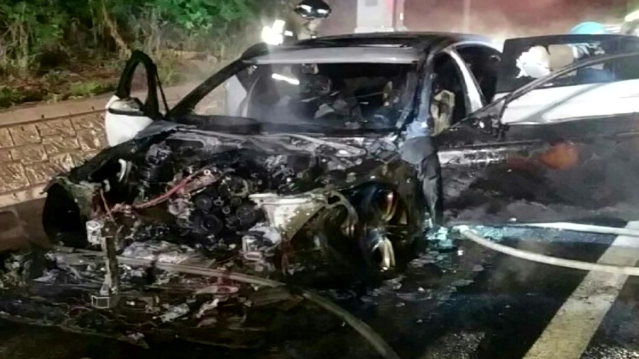 '리콜 결정' BMW 520d 주행 중 또 화재