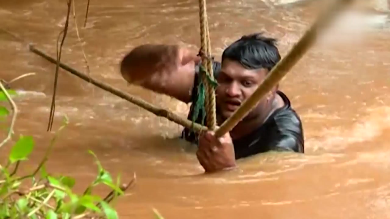 인도 남부, 94년 만의 최악 홍수...100여 명 사망