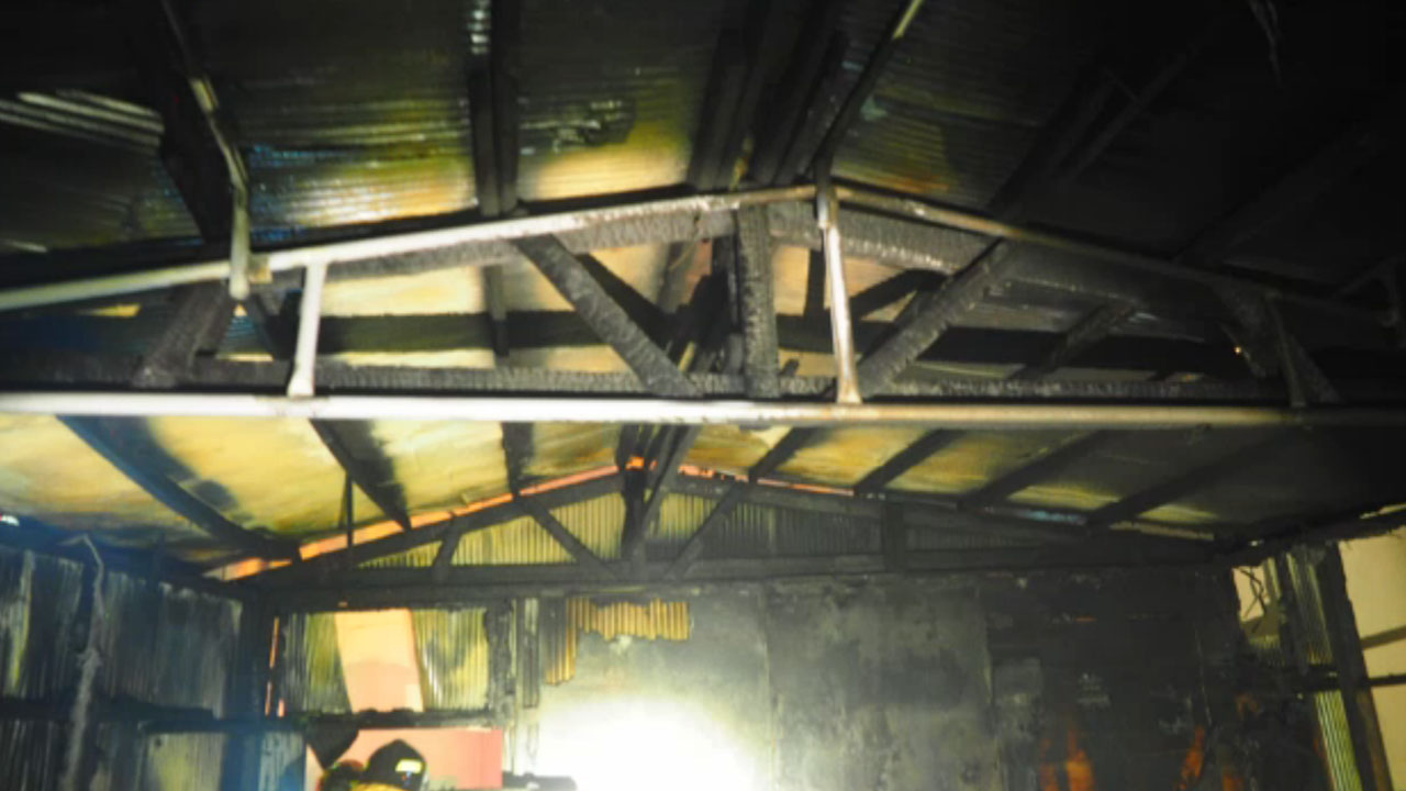 대구 식당 화재..."2층 창고로 불 옮겨붙어"