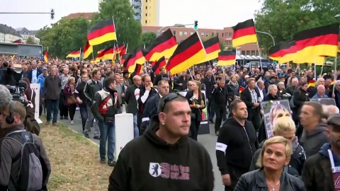 독일, 이민자 찬반 맞불 시위...18명 부상