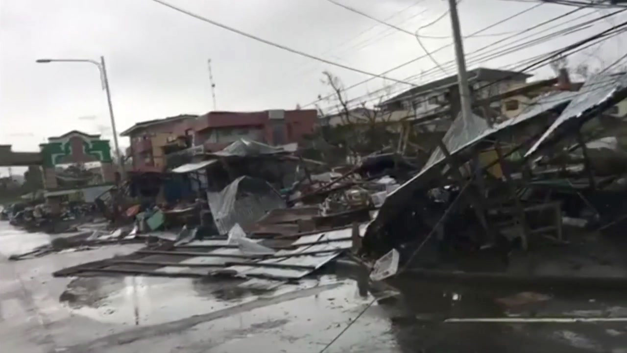 슈퍼 태풍 '망쿳' 필리핀 강타...중국 남부 홍콩 '비상'