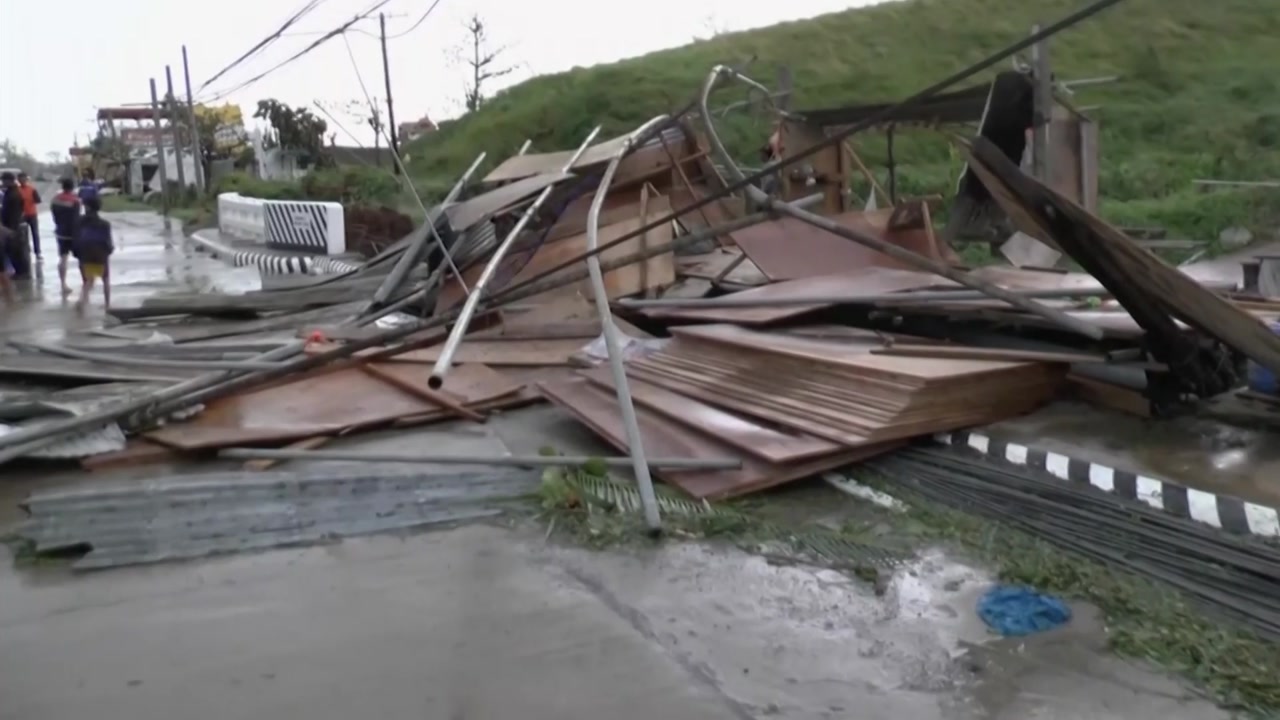 슈퍼 태풍 '망쿳', 필리핀 강타...25명 사망