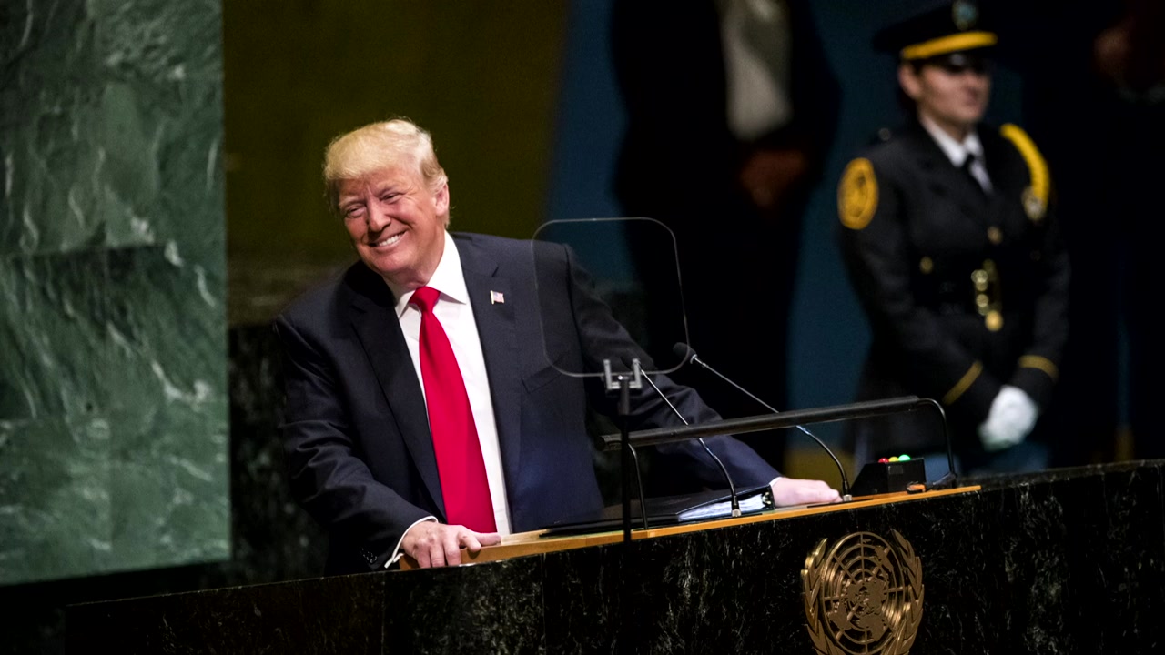 트럼프 자화자찬에 유엔 총회장 '웃음바다'
