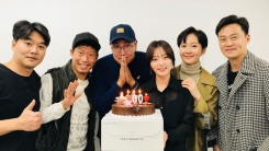 '완벽한 타인', 7일 만에 200만 돌파...올해 코미디 최단 흥행 기록 '완벽한 타인', 7일 만에 200만 돌파...올해 코미디 최단 흥행 기록