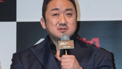 '성난황소' 마동석 "韓 드웨인 존슨? 과찬이다" '성난황소' 마동석 "韓 드웨인 존슨? 과찬이다"