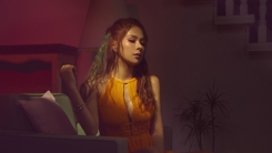 채연 "'섹시'보다 '채연, 죽지 않았네' 평 듣고 싶어" 채연 "'섹시'보다 '채연, 죽지 않았네' 평 듣고 싶어"