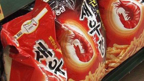 새우깡 값 2년 만에 또 올라...농심, 19개 과자 무더기 인상
