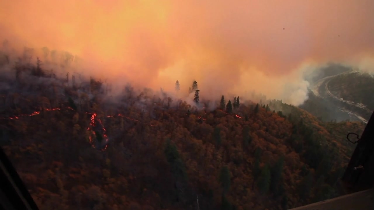美 북캘리포니아 산불 희생자 7명 또 늘어...사망 63명·실종 600여 명
