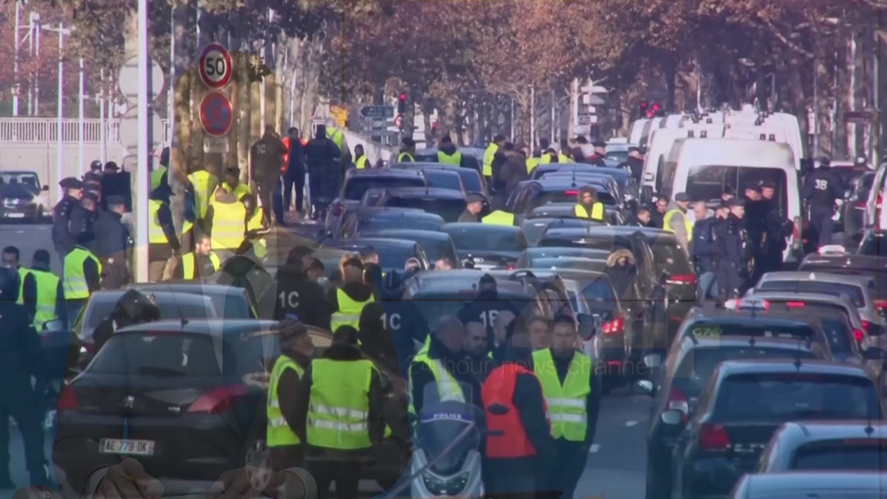 프랑스 전국 反마크롱 시위·도로점거...1명 사망