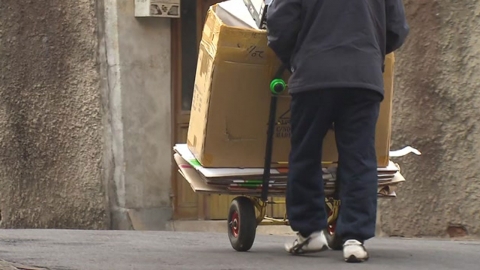 의원 세비는 올리면서...예산안서 빠진 저소득층 정책