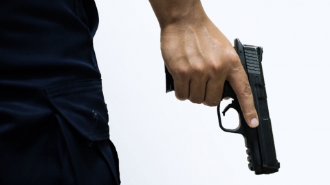 태국서 술 취한 경찰이 프랑스 관광객과 싸우다 총격 살해