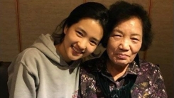"일찍 찾아뵙지 못해 죄송"...김태리, 이한열 열사 母 만난 이유 "일찍 찾아뵙지 못해 죄송"...김태리, 이한열 열사 母 만난 이유