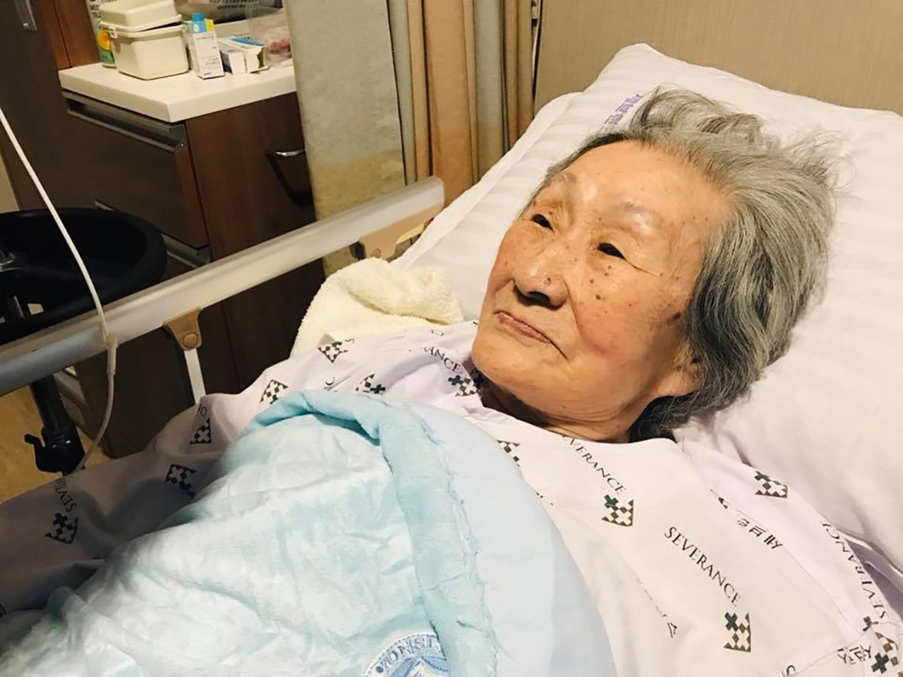 일본군 '위안부' 피해자 김복동 할머니 암 투병..."다큐멘터리 제작 중"