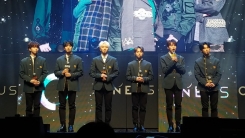 원어스 "'마마무' 선배님, 데뷔 응원…큰 힘 얻었다" 원어스 "'마마무' 선배님, 데뷔 응원…큰 힘 얻었다"