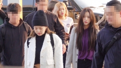 블랙핑크, 자체발광 공항 런웨이 #여신포스 블랙핑크, 자체발광 공항 런웨이 #여신포스