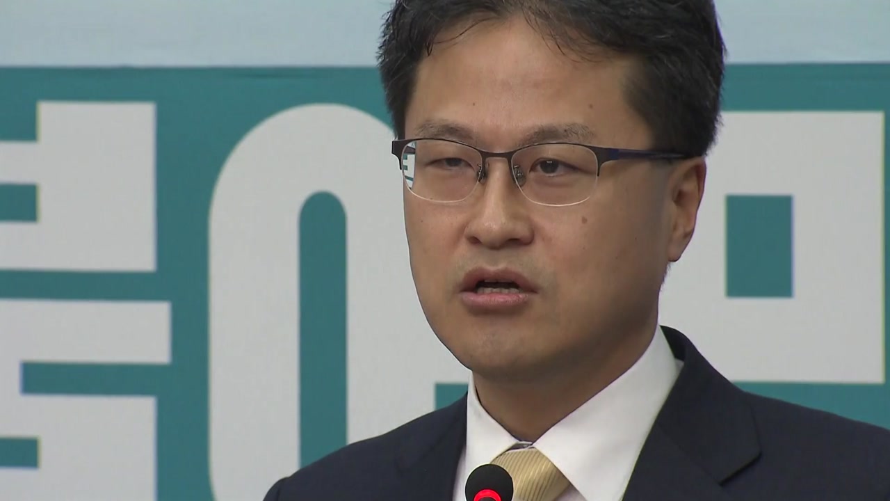 김정우 의원, 성추행 혐의 피소..."지속적 협박" 맞고소