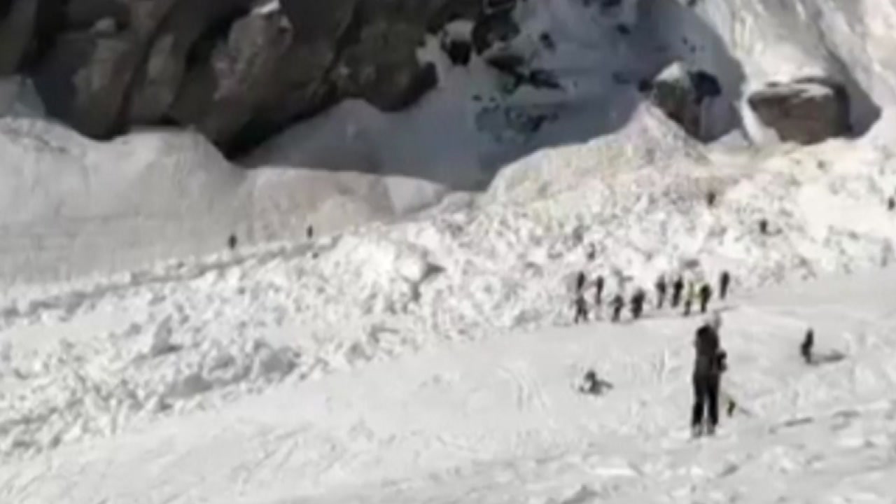 스위스 알프스 눈사태로 여러 명 매몰
