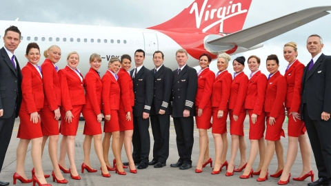 "스튜어디스 화장 안 해도 돼" 영국 항공사, 복무 규정 완화