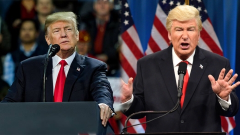 트럼프, 코미디쇼 SNL 맹비난 "러시아와 결탁 분명, 조사해야 하나?"