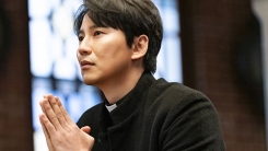 "20% 벽 깼다"...'열혈사제', 어떻게 시청자 사로잡았나 "20% 벽 깼다"...'열혈사제', 어떻게 시청자 사로잡았나