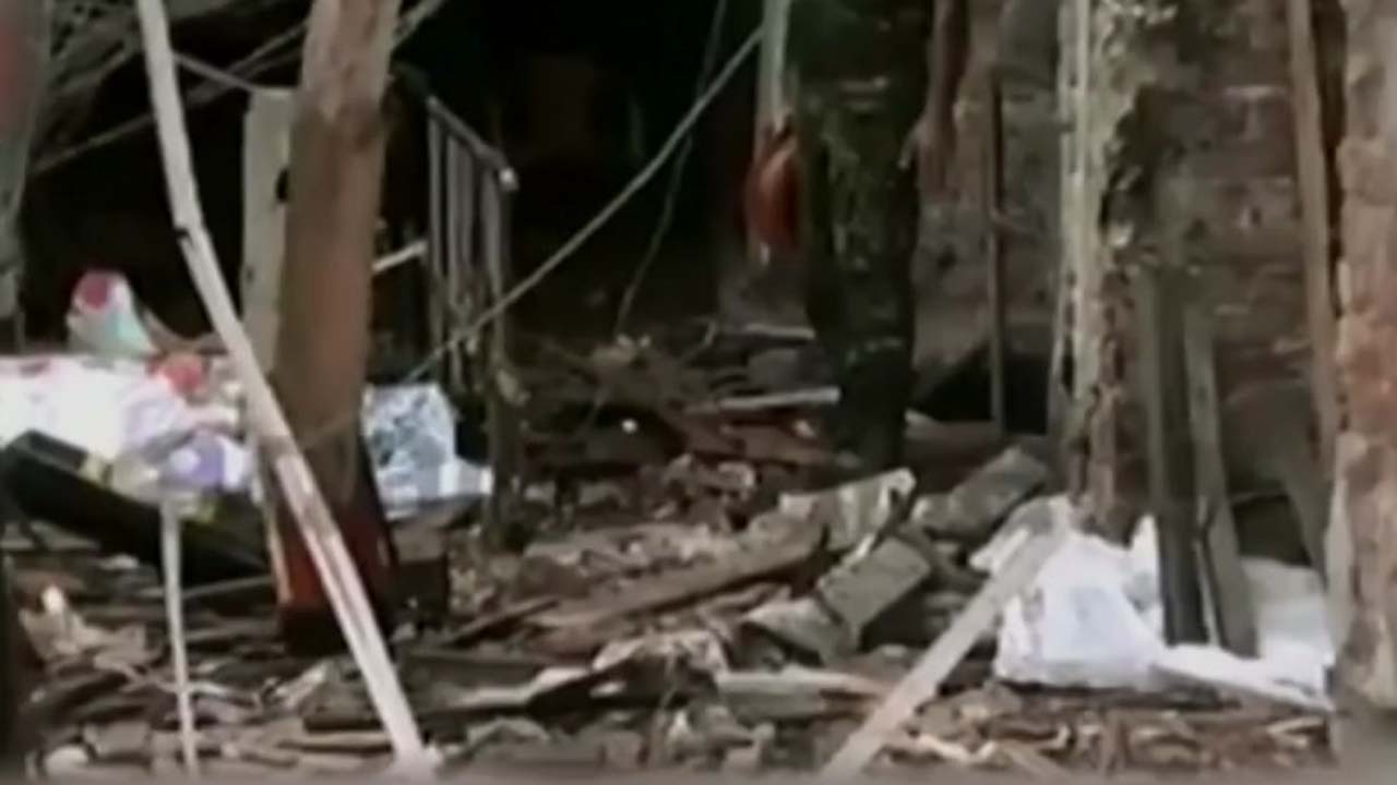 스리랑카 성당·호텔 등 6곳서 연쇄 폭발..."42명 사망"