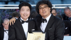 "당신은 나의 동반자"....'봉송' 콤비, 어떻게 칸 꼭대기 올랐나 "당신은 나의 동반자"....'봉송' 콤비, 어떻게 칸 꼭대기 올랐나