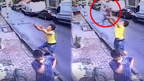 아파트서 떨어진 두 살 아이, 17세 소년이 낚아채 '구사일생'