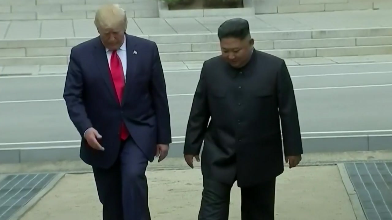 남북미 정상 '역사적' 판문점 회동...트럼프 美 대통령 처음으로 북한 땅 밟아