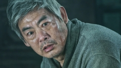 배성우X성동일이 선보일 극강의 공포...'변신' 8월 개봉 배성우X성동일이 선보일 극강의 공포...'변신' 8월 개봉