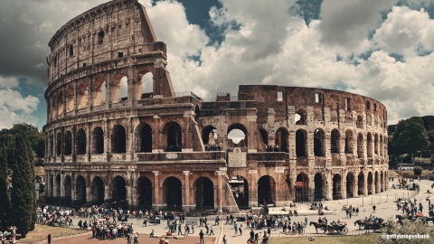 "로마 경이로움 지킨다" 이탈리아, 맥도날드 건설 허가 취소