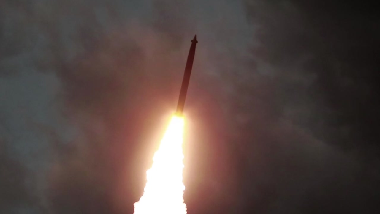 [뉴스TMI] 북한이 시험 발사 주장하는 '방사포'와 '단거리 탄도미사일' 차이는?