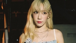 "금발+플리츠 원피스"…태연, 요정룩의 완성 "금발+플리츠 원피스"…태연, 요정룩의 완성