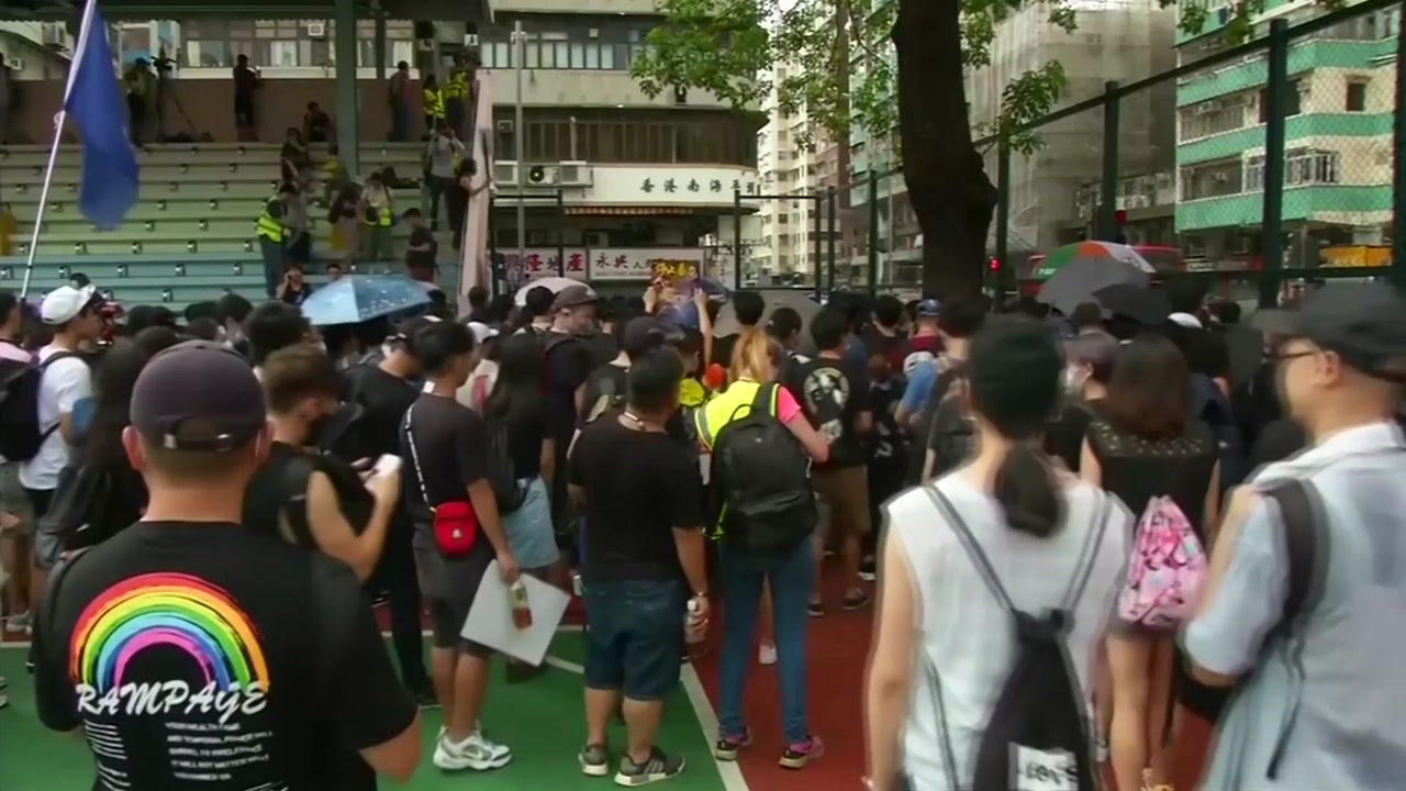홍콩 10주째 주말집회...게릴라식 시위 벌여