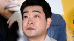 '광대들' 손현주 "말에 밟혀 발톱 빠져...사극 멀리했다" '광대들' 손현주 "말에 밟혀 발톱 빠져...사극 멀리했다"