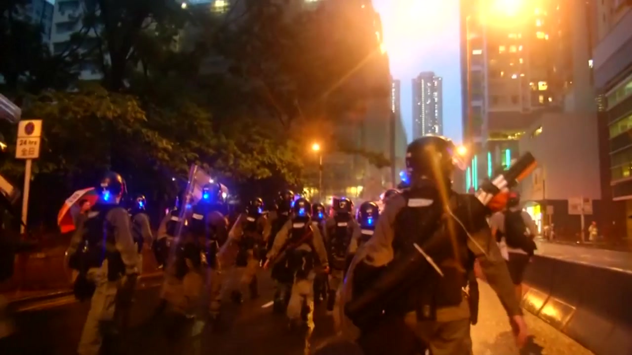 홍콩 민주화 요구 확산...무력 진압 위협 수위도 고조