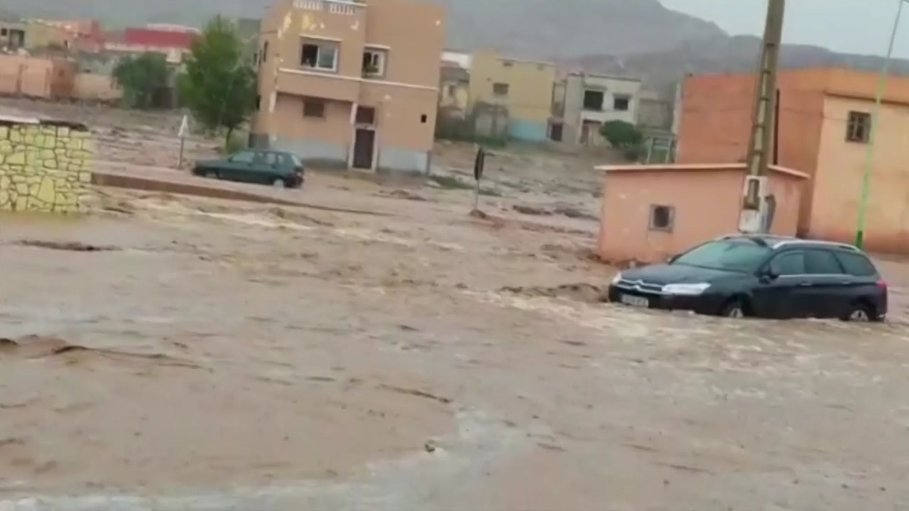 아프리카 모로코에서 홍수가 축구경기장 덮쳐 7명 사망