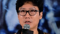 '남한산성' 황동혁 감독, 넷플릭스 손잡고 '오징어 게임' 제작 '남한산성' 황동혁 감독, 넷플릭스 손잡고 '오징어 게임' 제작