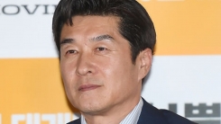 '나쁜 녀석들' 김상중 "마동석, 동석하지 못해 미안하다고" '나쁜 녀석들' 김상중 "마동석, 동석하지 못해 미안하다고"