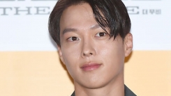 '나쁜녀석들' 장기용 "스크린 데뷔작, 오래 기억될 거 같아" '나쁜녀석들' 장기용 "스크린 데뷔작, 오래 기억될 거 같아"