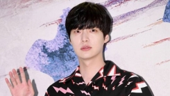 안재현 측 "결혼 전 여친 사진 여배우로 왜곡...진위 따질 것" 안재현 측 "결혼 전 여친 사진 여배우로 왜곡...진위 따질 것"
