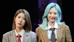볼빨간사춘기 "'워커홀릭' 통해 파격 변신…설렘 반 걱정 반" 볼빨간사춘기 "'워커홀릭' 통해 파격 변신…설렘 반 걱정 반"