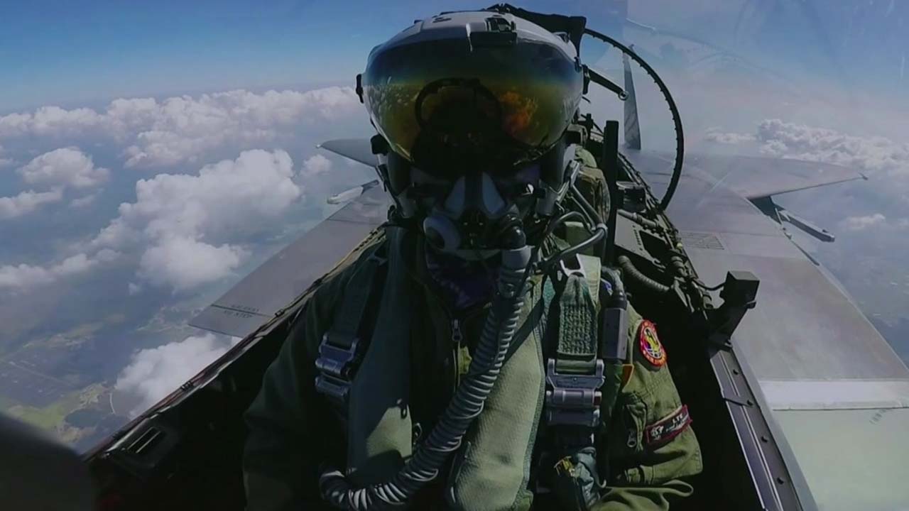 F-15K '영공 수호' 독도 비행에 일본 '뻔뻔한 딴죽'
