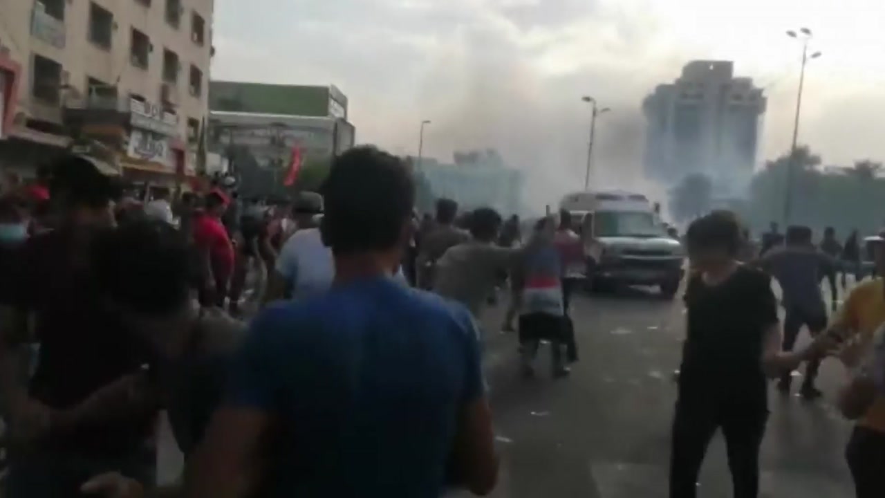 이라크서 반정부 시위대에 발포...2명 사망
