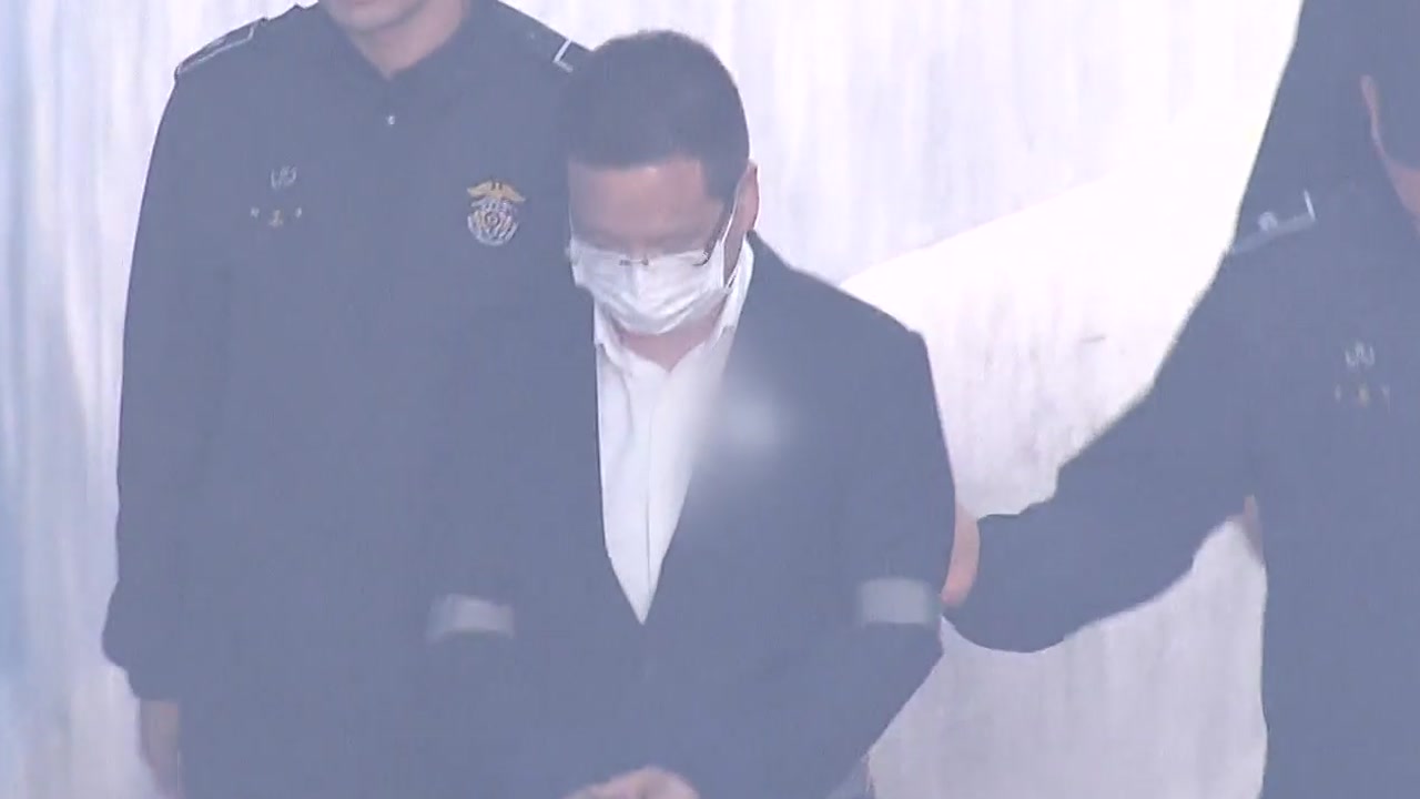 '김학의 사건' 건설업자 윤중천, 내일 결심 공판