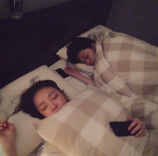 설리 비보에... 카라 구하라·박규리·강지영 등 추모(종합)